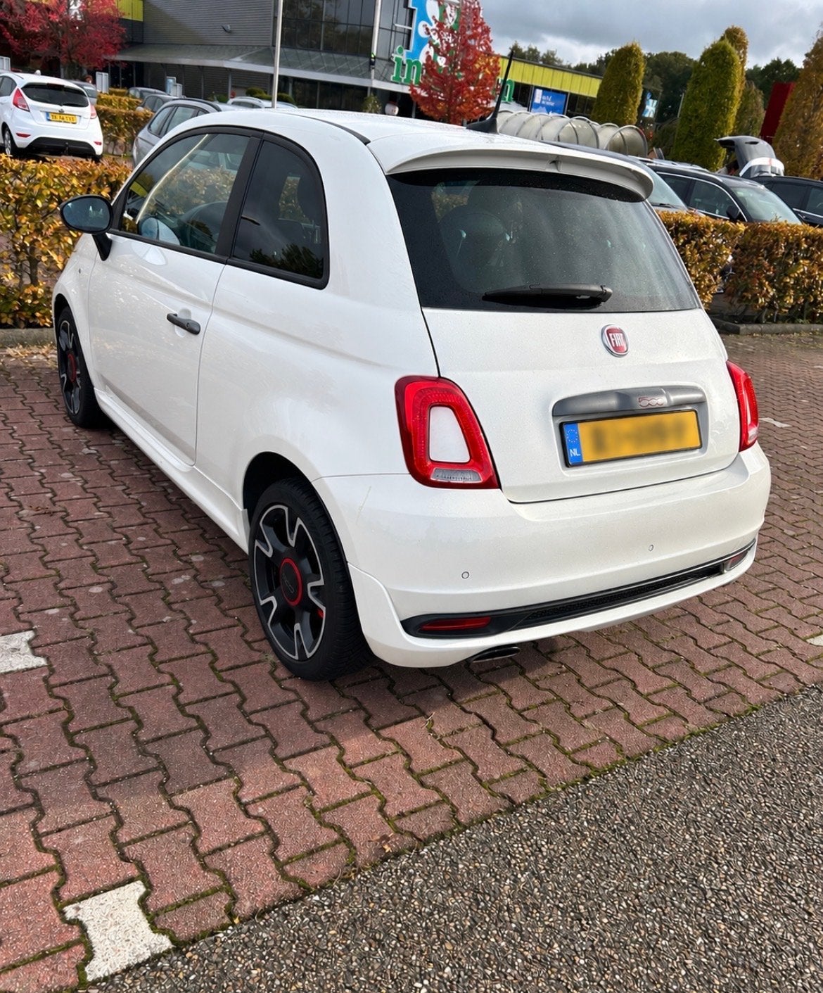 Fiat 500 Twinair Turbo 105pk 2018 Wit, Auto's, Voorwielaandrijving, 31 €/maand, Wit, Origineel Nederlands