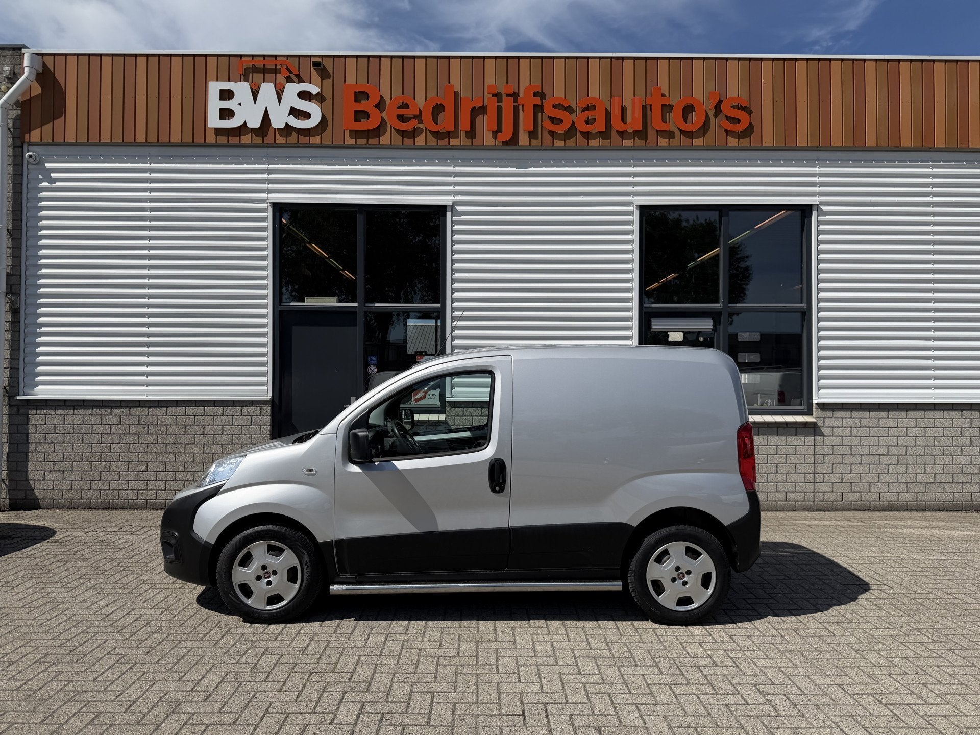 Fiat Fiorino 1.3 MJ Adventure / vaste prijs rijklaar € 9.9, Voorwielaandrijving, Stof, Gebruikt, 4 cilinders