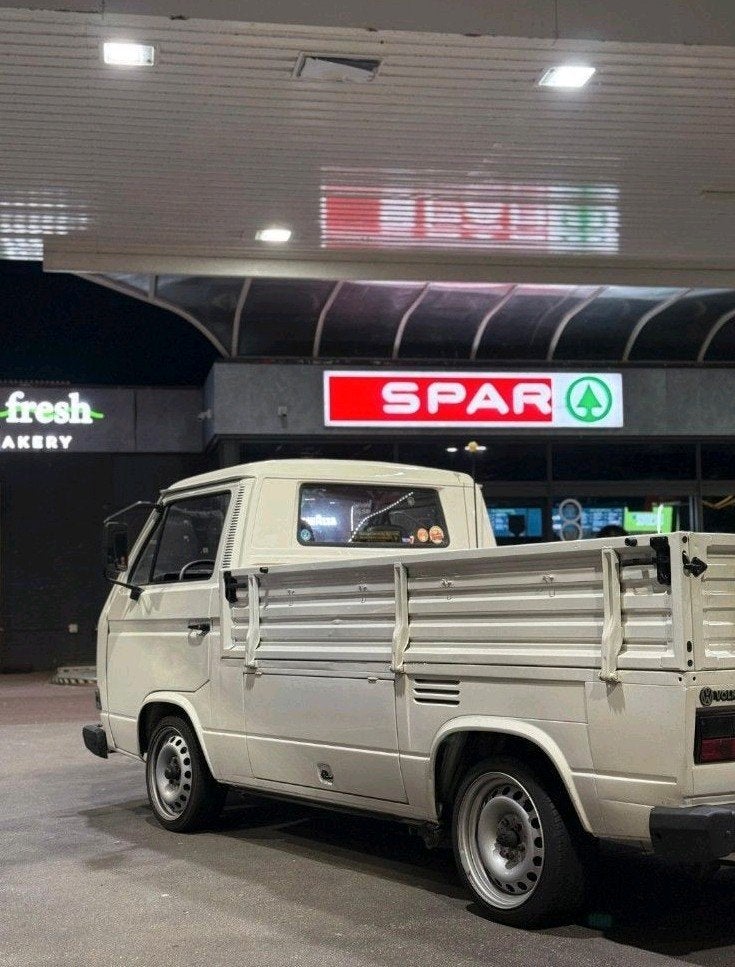 VW T3 enka, Achterwielaandrijving, Zwart, 4 cilinders, Trekhaak