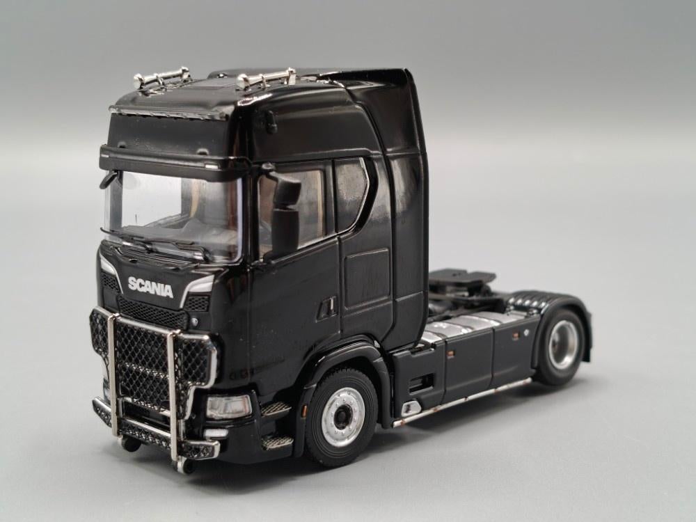 NZG 1:64 Scania V8 730S Zwart - Diecast Truckmodel - NEW+OVP, Ophalen of Verzenden, Nieuw, Auto's
