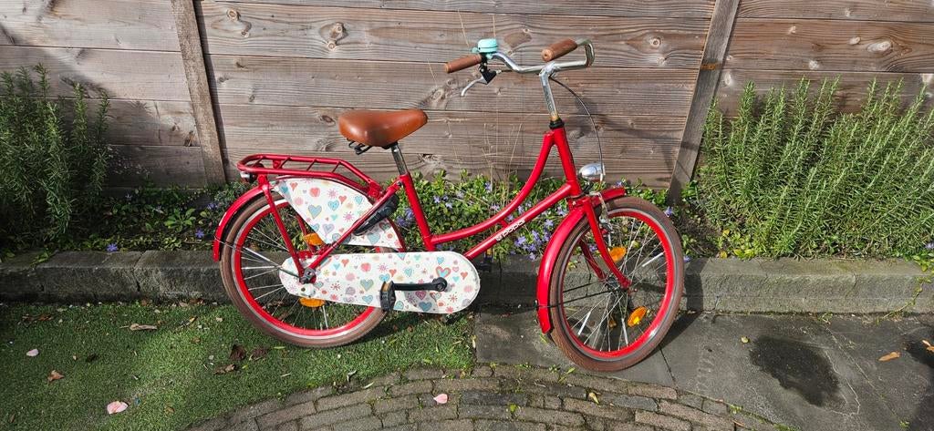 Aangeboden: Popal meisjes omafiets, rood, 22inch, Fietsen en Brommers, Ophalen of Verzenden, Gebruikt, 20 inch of meer, Popal