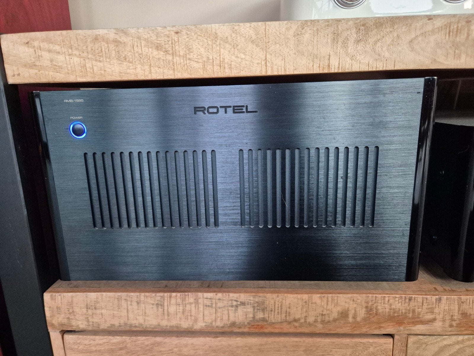 Rotel RMB-1585 Eindversterker - Krachtige 5-kanaals, Zo goed als nieuw, 120 watt of meer, Ophalen, Overige merken