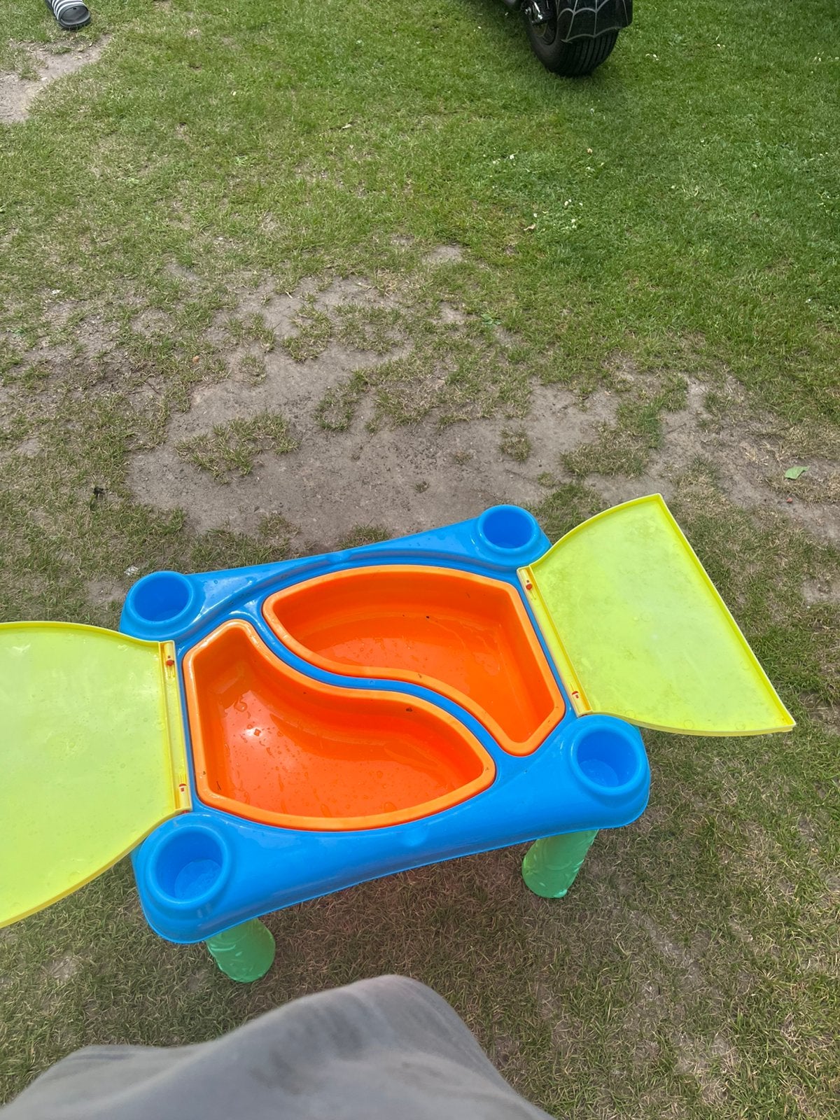 Zand- en watertafel met accessoires, Ophalen, Gebruikt