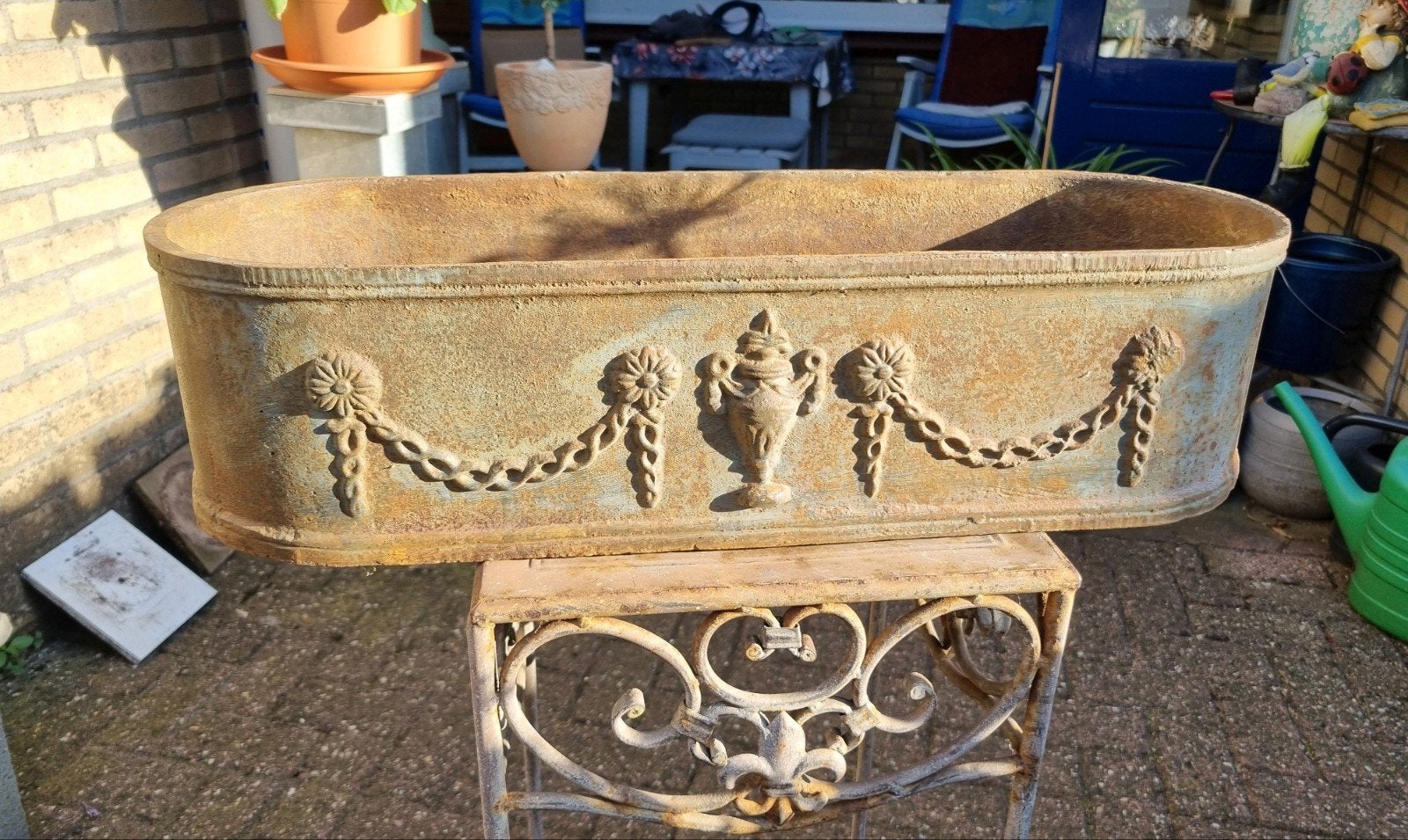 🔥 🔥  Oude gietijzeren plantenbak  60 cm, Ophalen, Gebruikt, Metaal, Binnen