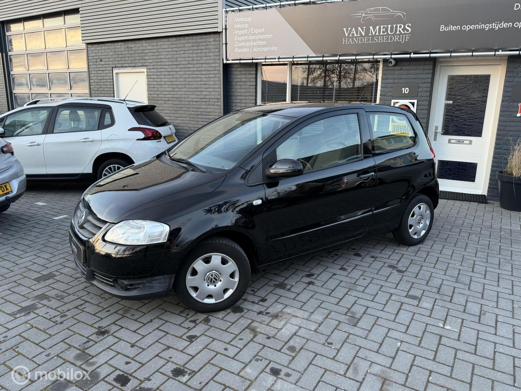 Volkswagen Fox 1.2 Trendline, apk 04-2027, Auto's, Voorwielaandrijving, Stof, Zwart, 969 kg