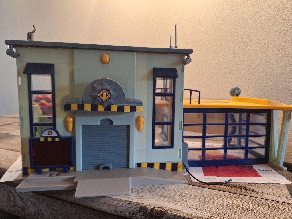 Speelgarage, Kinderen en Baby's, Ophalen, Gebruikt
