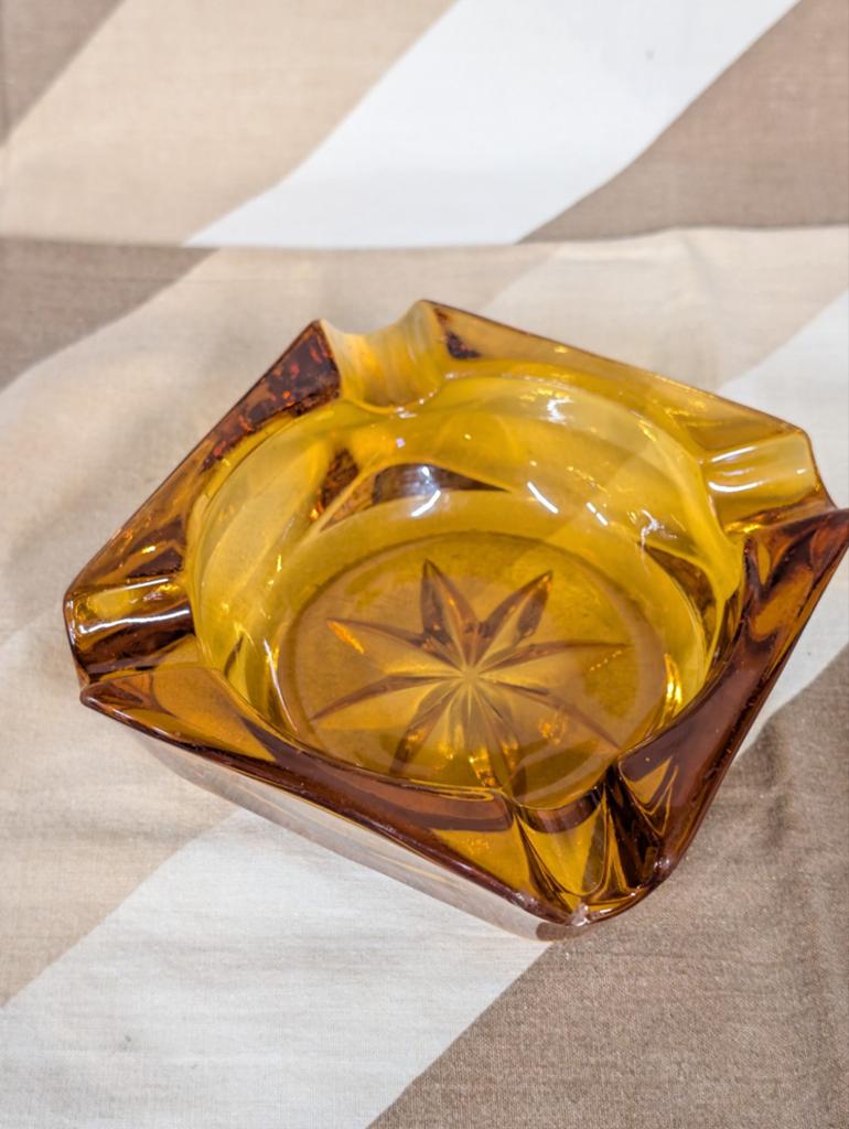 Amberkleurige Vintage Jaren '70 Glazen Asbak, Ophalen of Verzenden