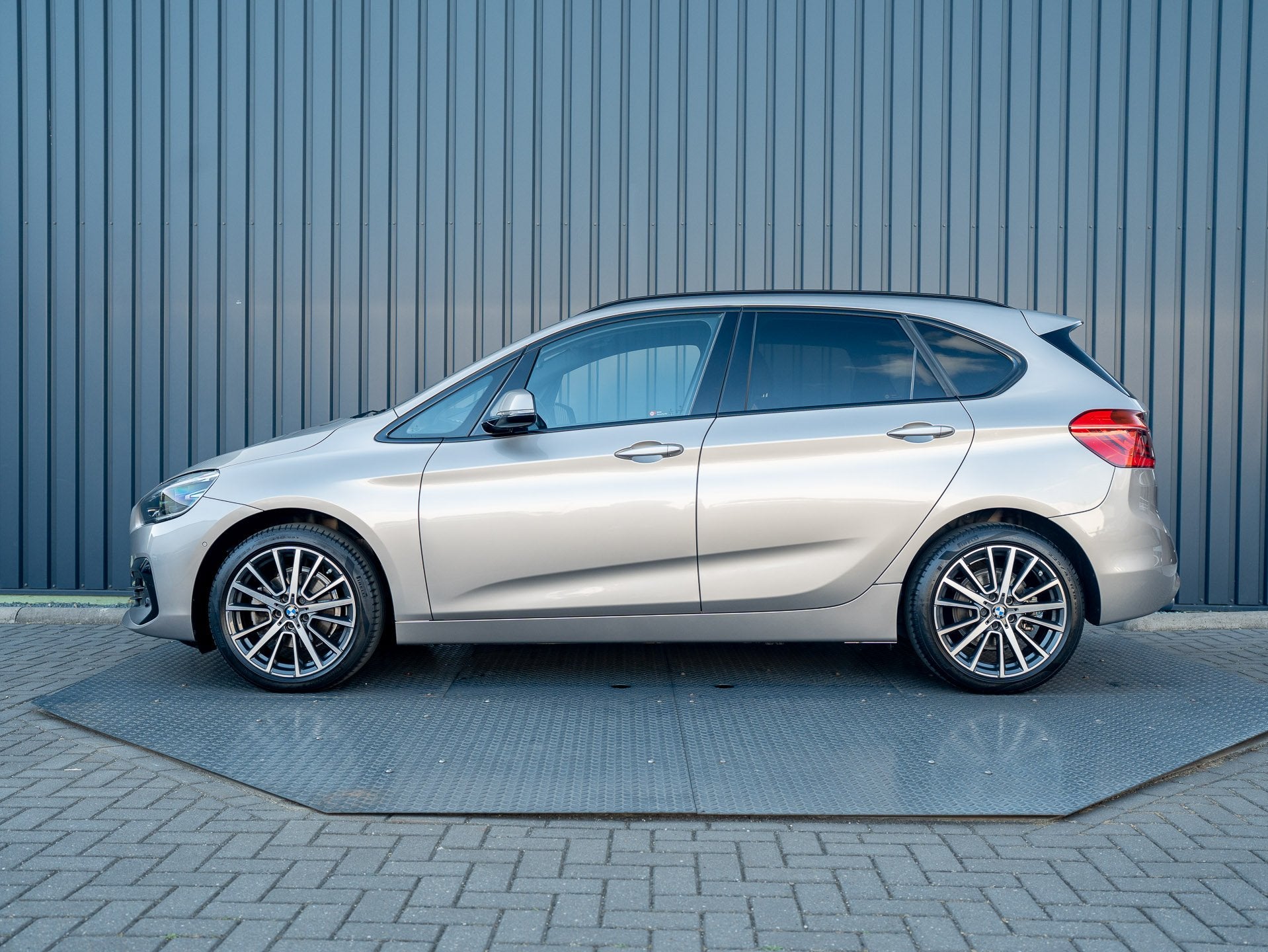 BMW 2 Serie Active Tourer 218i Business Edition Plus | Panod, Auto's, BMW, 12 maanden, 136 pk, Gebruikt, Euro 6