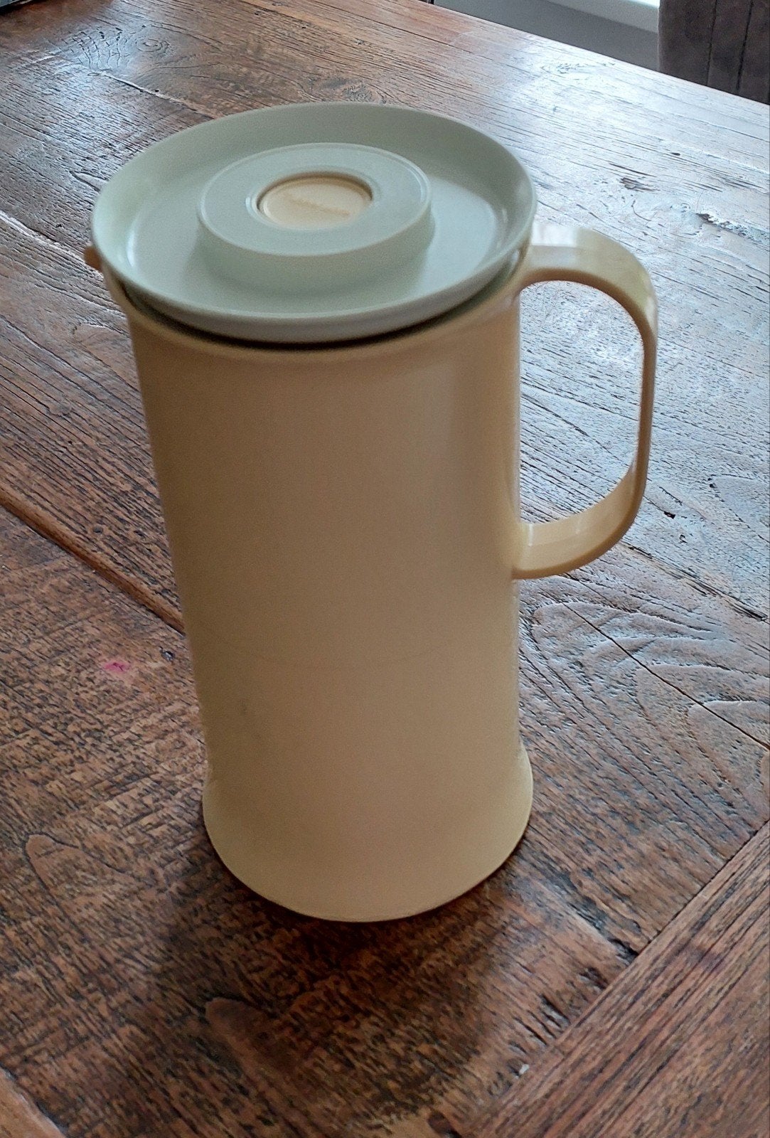 Tupperware thermoskan, Ophalen of Verzenden, Gebruikt, Geel, Overige typen