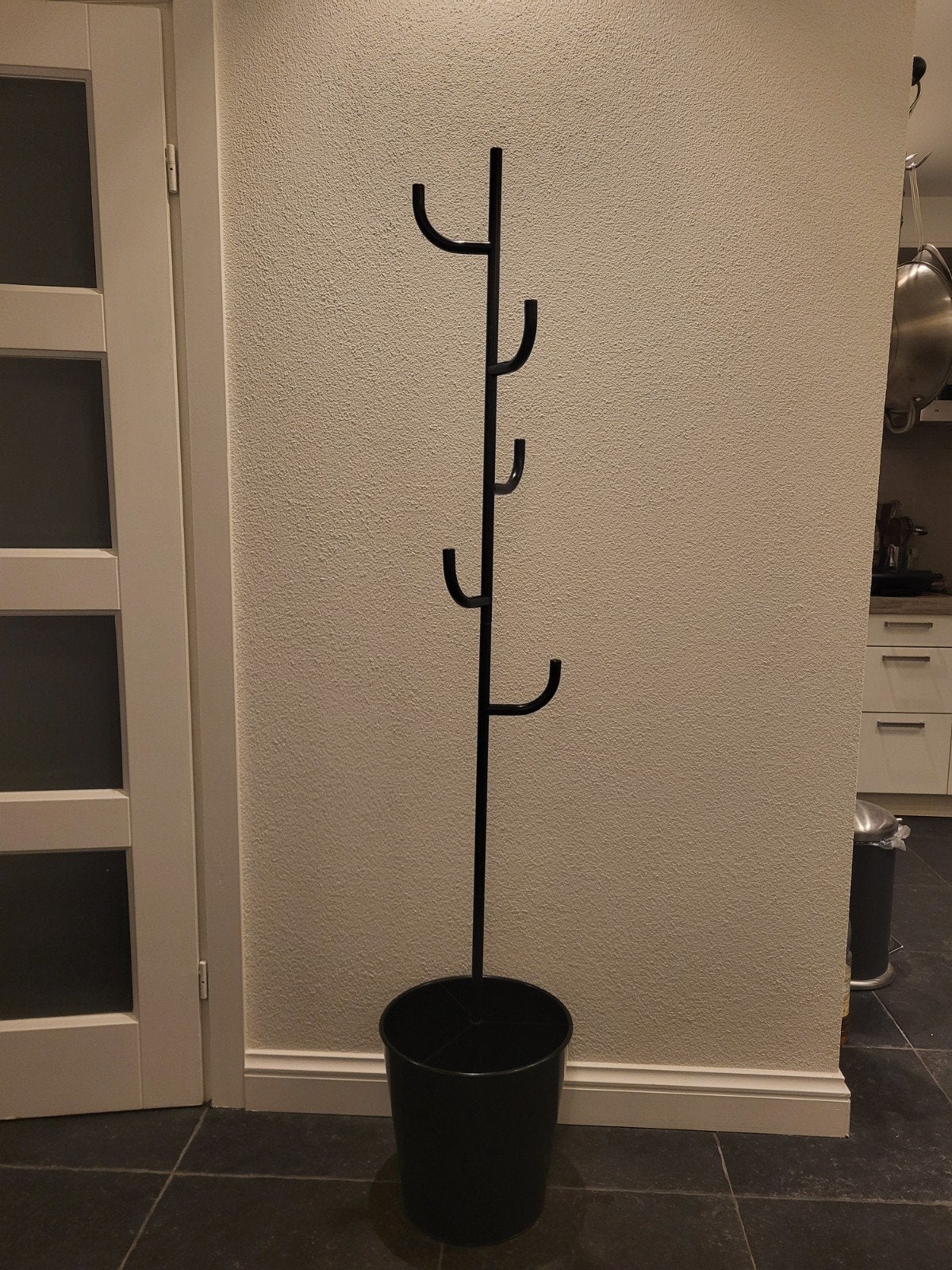 Ikea Älganäs kapstok 173x33cm - Zwart, Ophalen, Zo goed als nieuw, Metaal, Staande kapstok