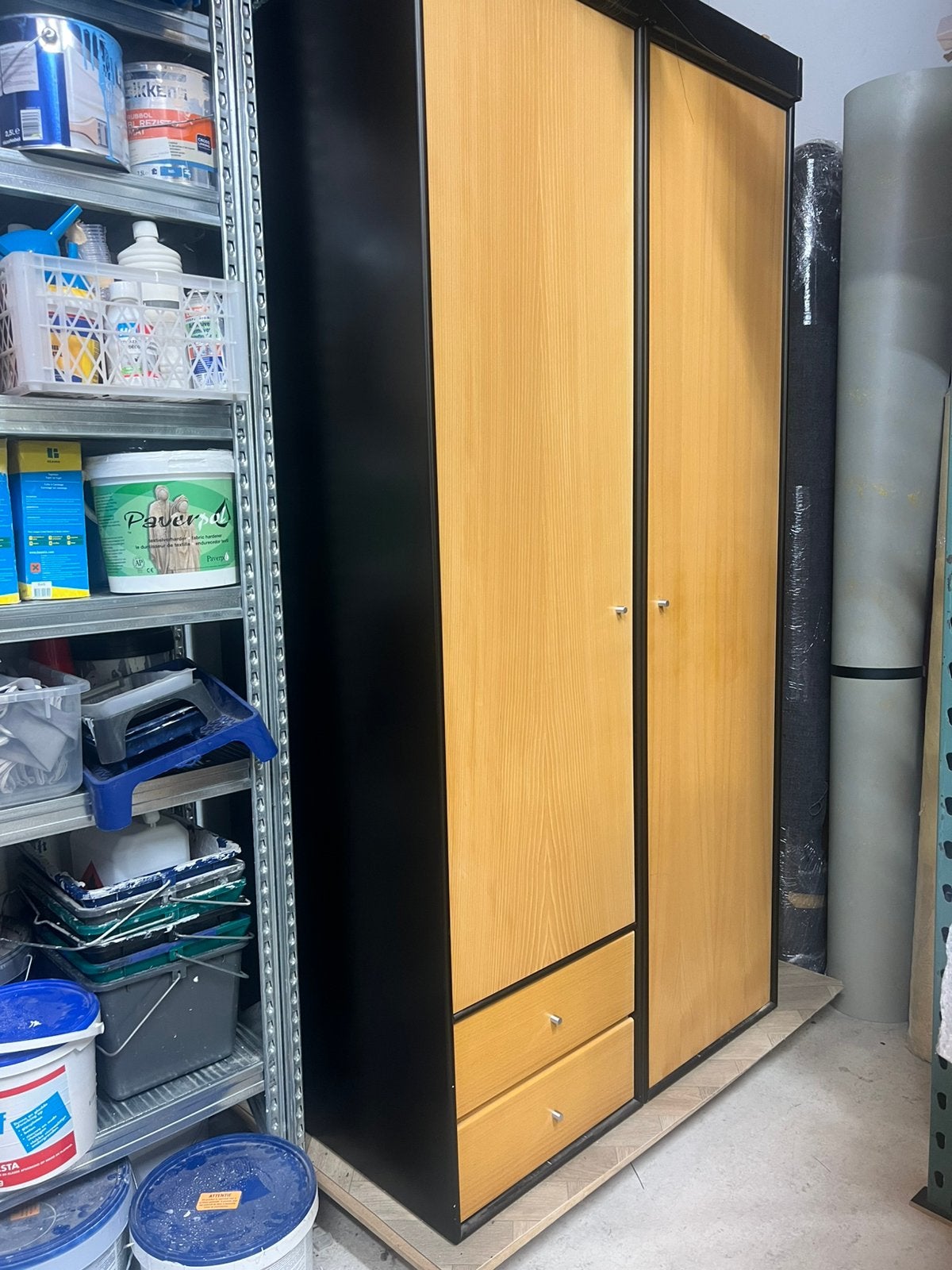 Montana garderobe/kledingkast, Ophalen, Gebruikt, Overige materialen, Meerdere deuren