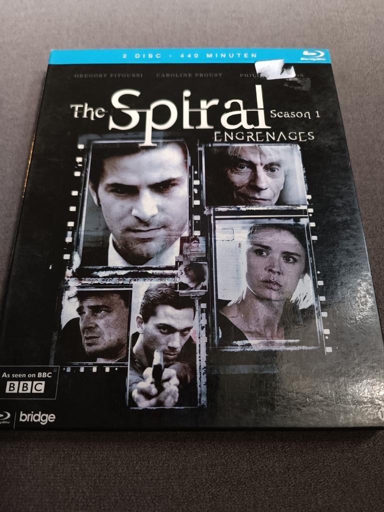 The spiral seizoen 1 - bluray, Vanaf 12 jaar, Ophalen of Verzenden, Zo goed als nieuw, Drama