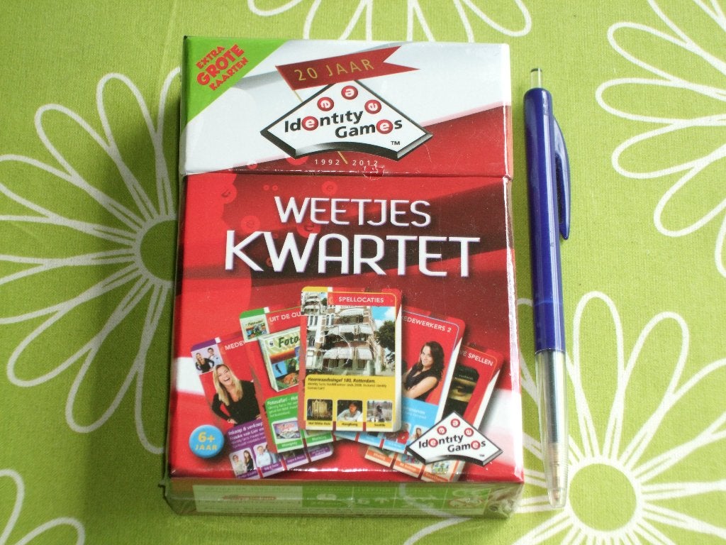 Nieuw in seal: Weetjes kwartet - 20 jaar Identity games, Verzamelen, Ophalen of Verzenden, Nieuw, Kwartet(ten)