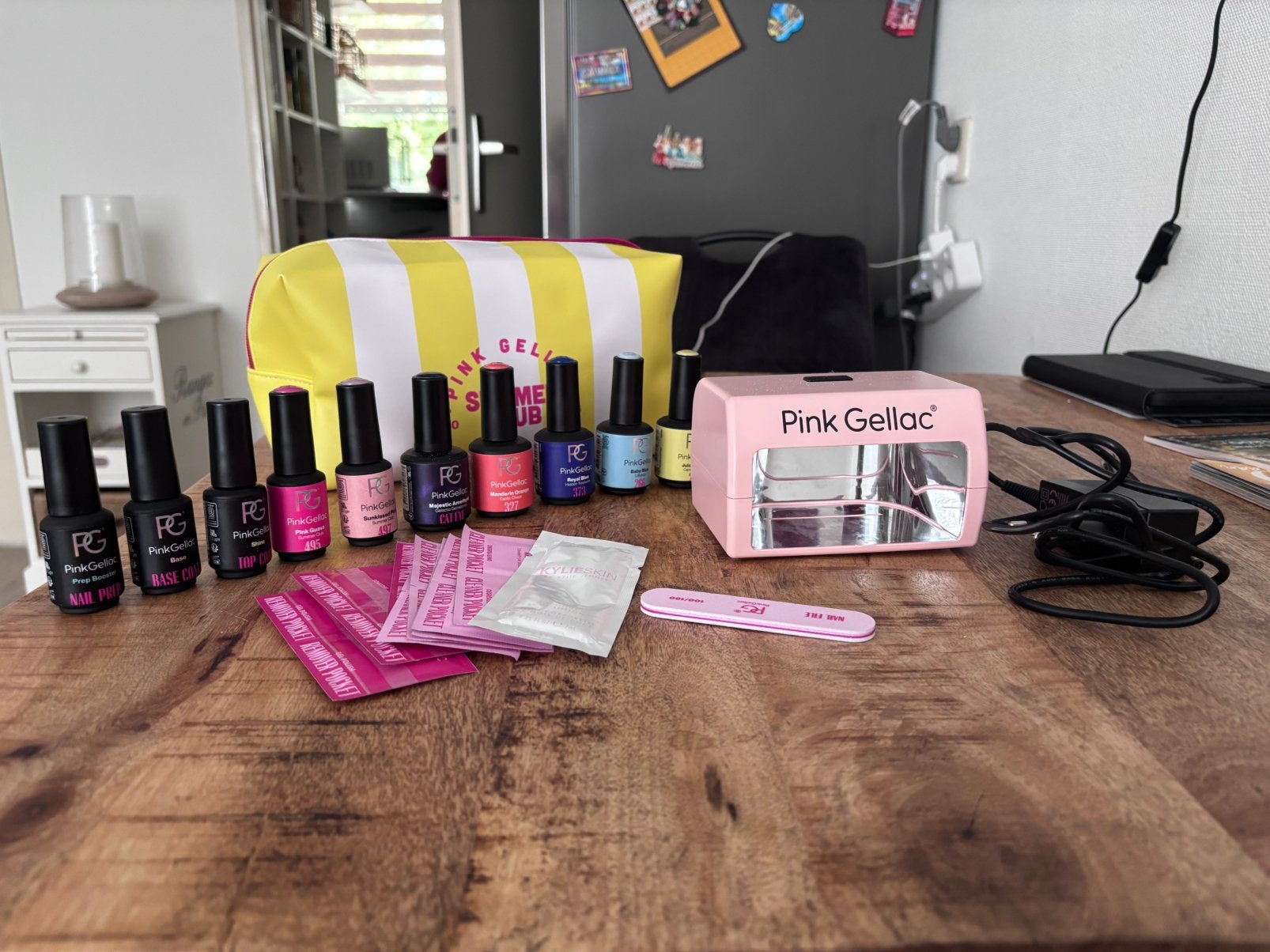 pink gellac set + losse lakjes, Ophalen, Zo goed als nieuw, Overige kleuren, Handen en Nagels