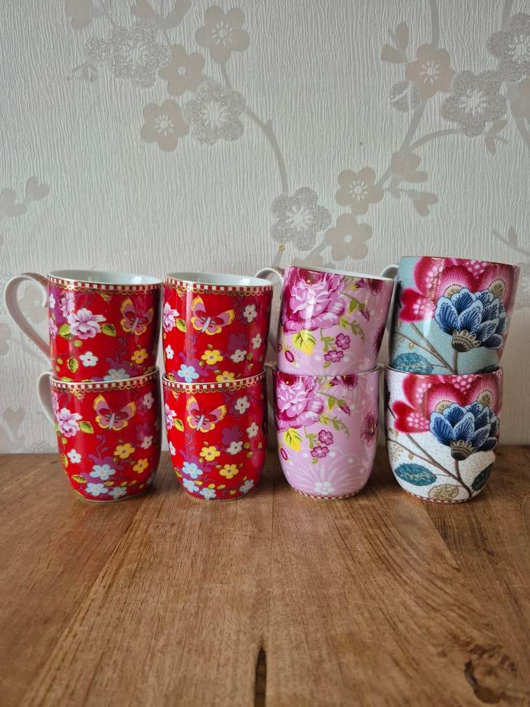Pip Studio - onder andere Floral Collection. Nette staat, Ophalen of Verzenden, Zo goed als nieuw, Overige stijlen, Kop(pen) en/of Schotel(s)