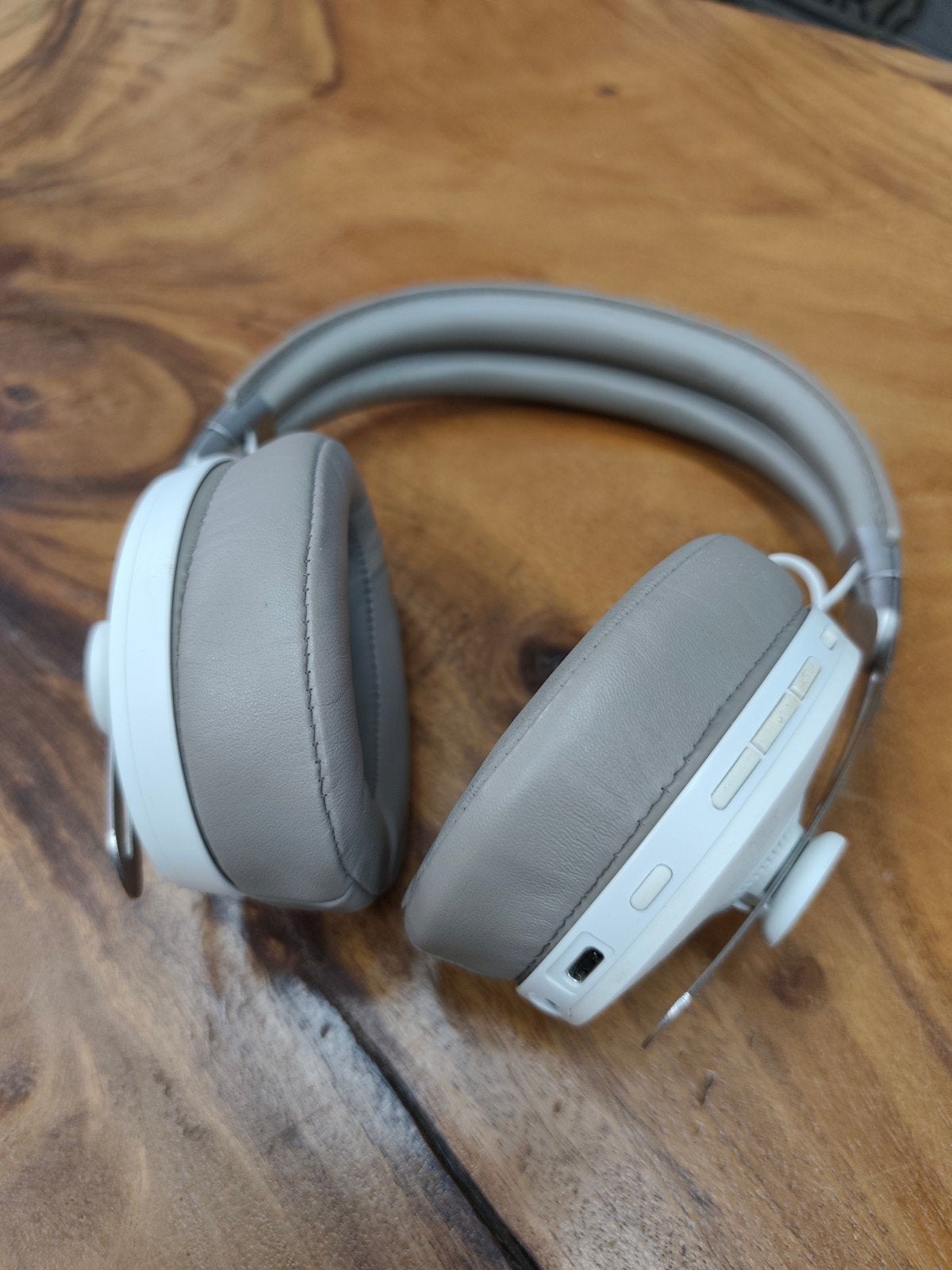 Sennheiser Momentum 3 Wireless – Sandy White (Zonder case), Sennheiser, On-ear, Ophalen of Verzenden, Zo goed als nieuw