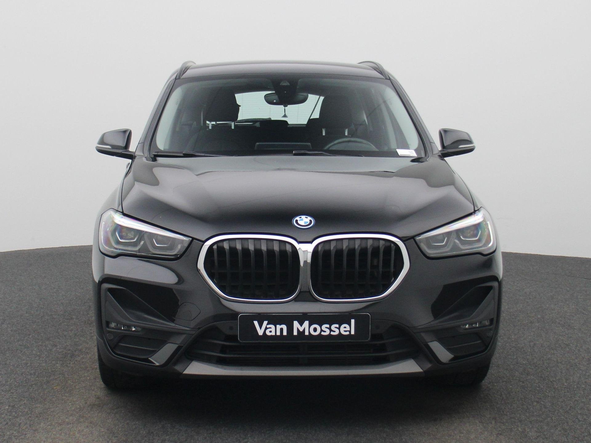 BMW X1 xDrive25e (162 kW) | ACC | Head-up Display | Keyless, 12 maanden, Stof, Gebruikt, 750 kg