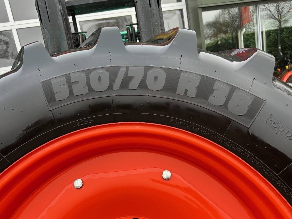 Michelin 520/70R38 420/70R24
