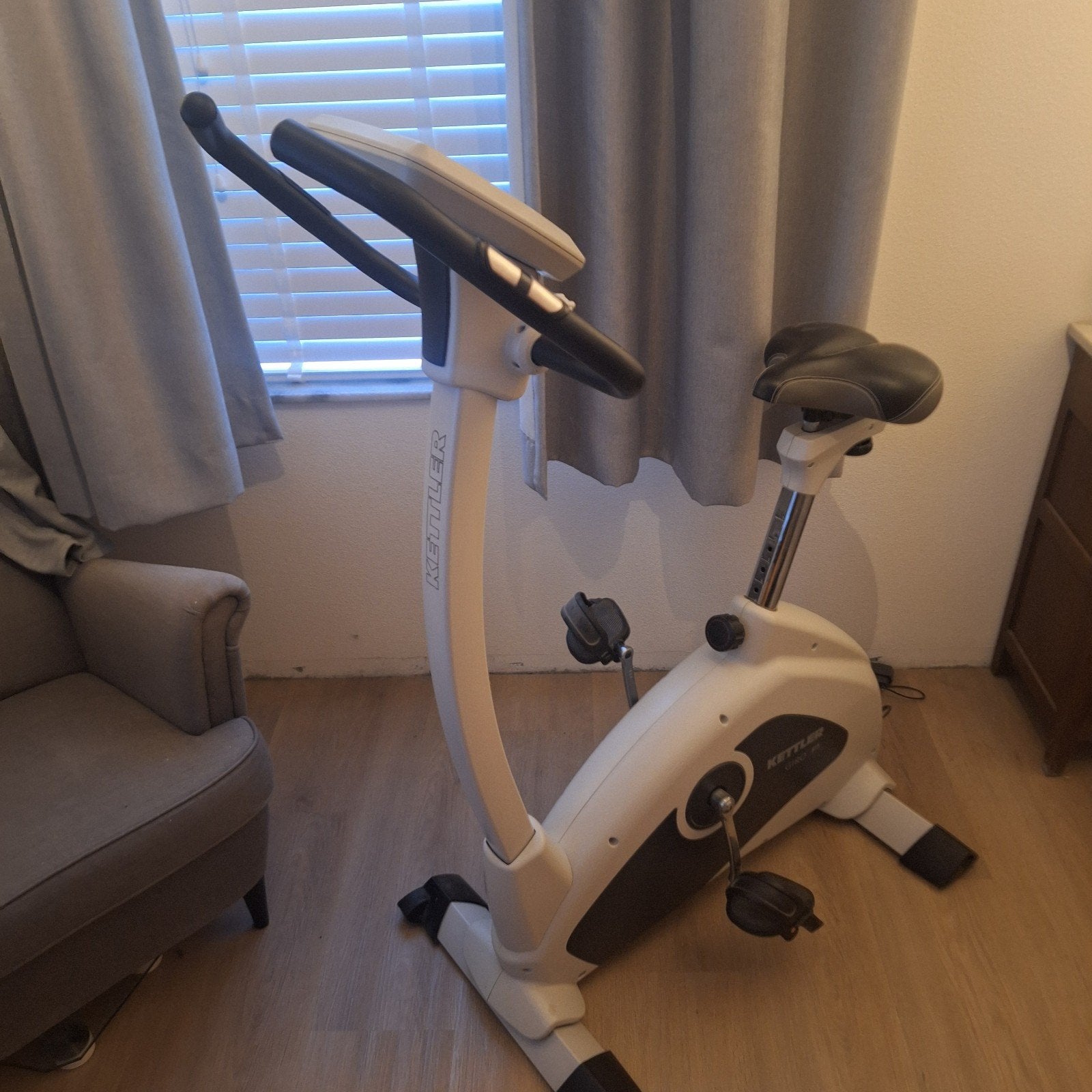 Kettler Giro P Hometrainer - Zo goed als nieuw, Ophalen, Zo goed als nieuw, Metaal, Benen