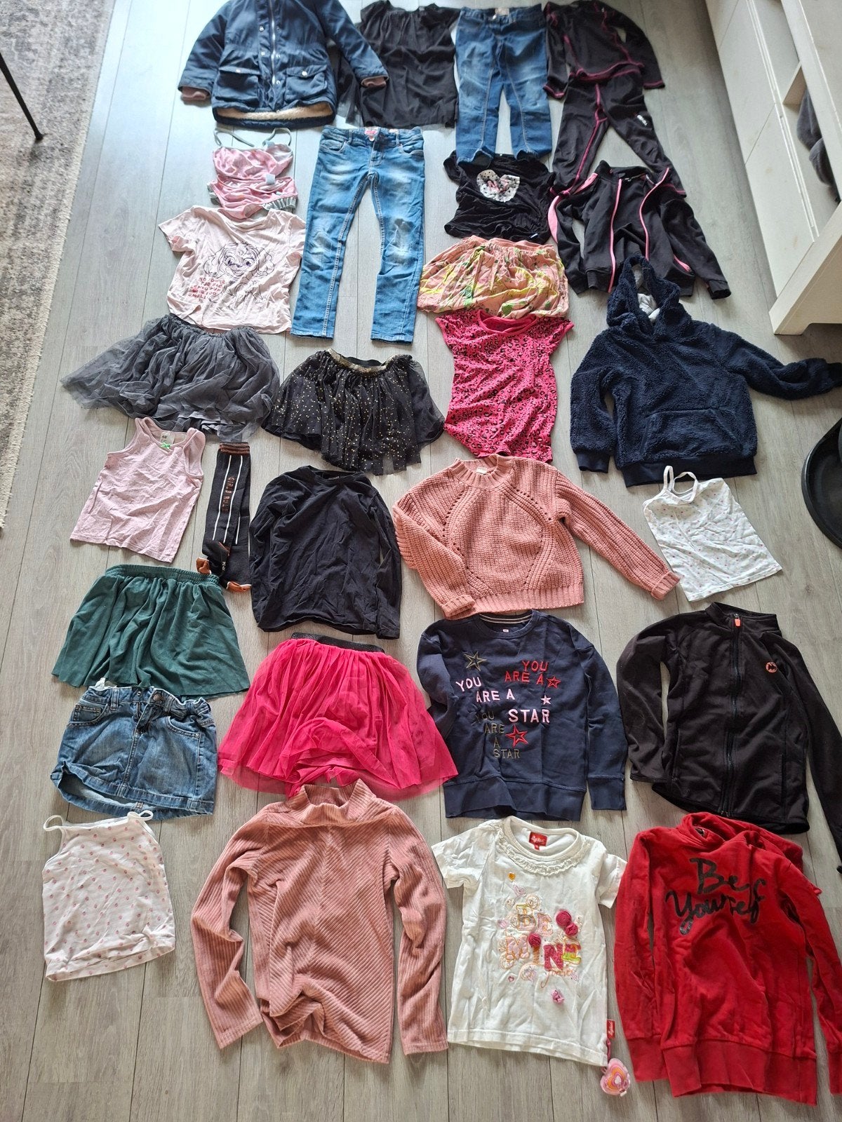 groot kleding pakket Meisjes, Ophalen, Zo goed als nieuw, Maat 110