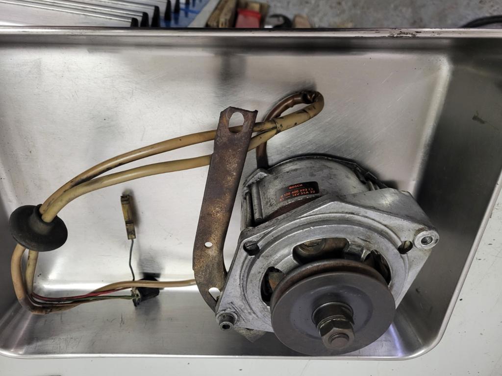 VV type 4 motor dynamo 55Ah, Ophalen of Verzenden