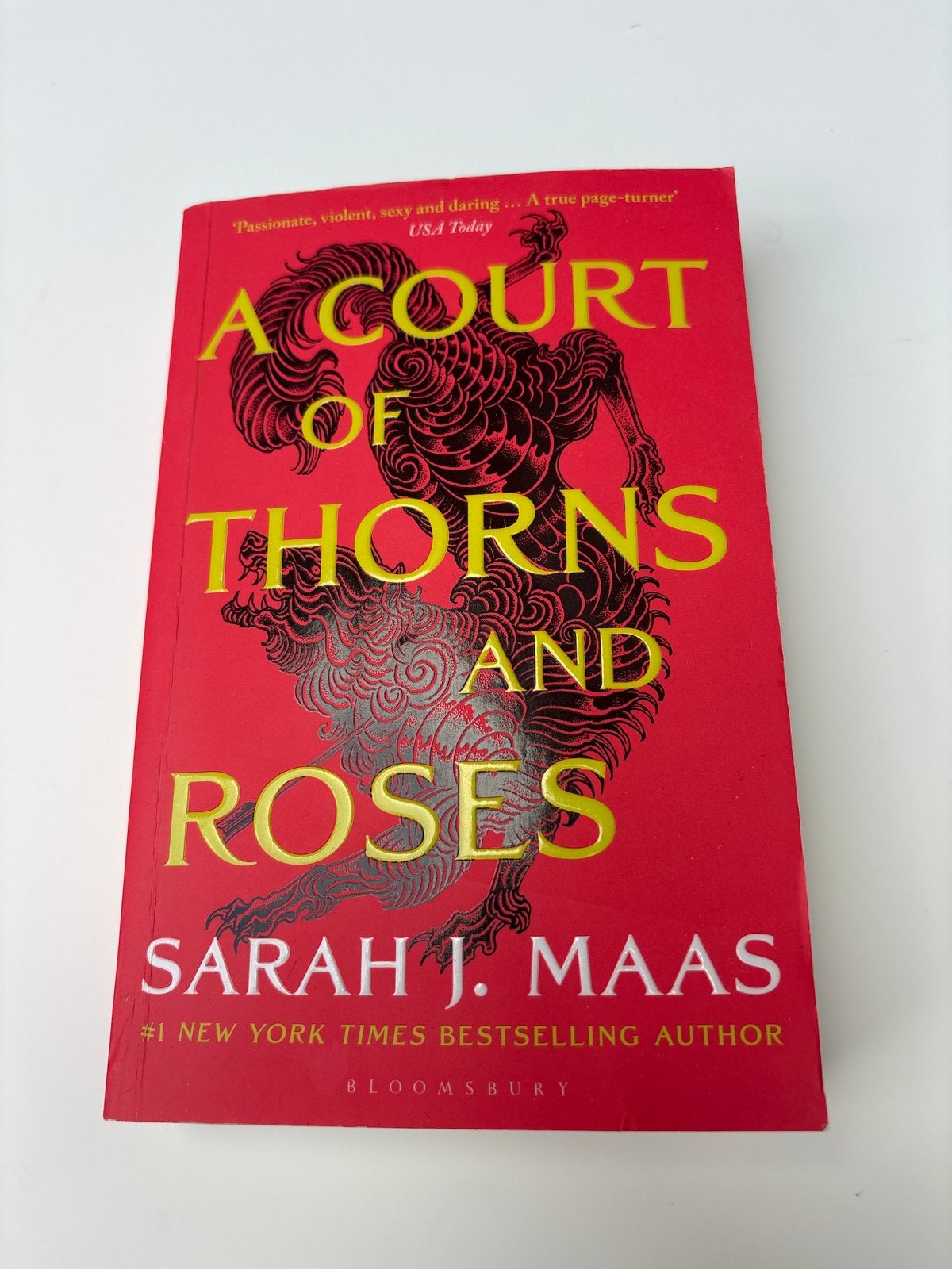 A Court of Thorns and Roses - Sarah J. Maas, Boeken, Ophalen of Verzenden, Gelezen