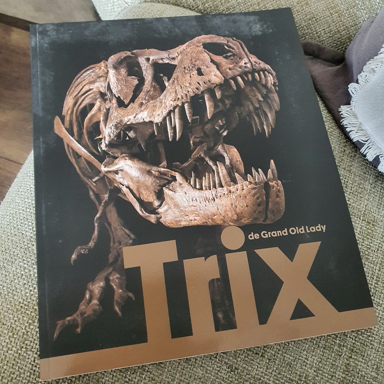 mooi info boek over TRIX Dino Naturalis, Ophalen, Zo goed als nieuw