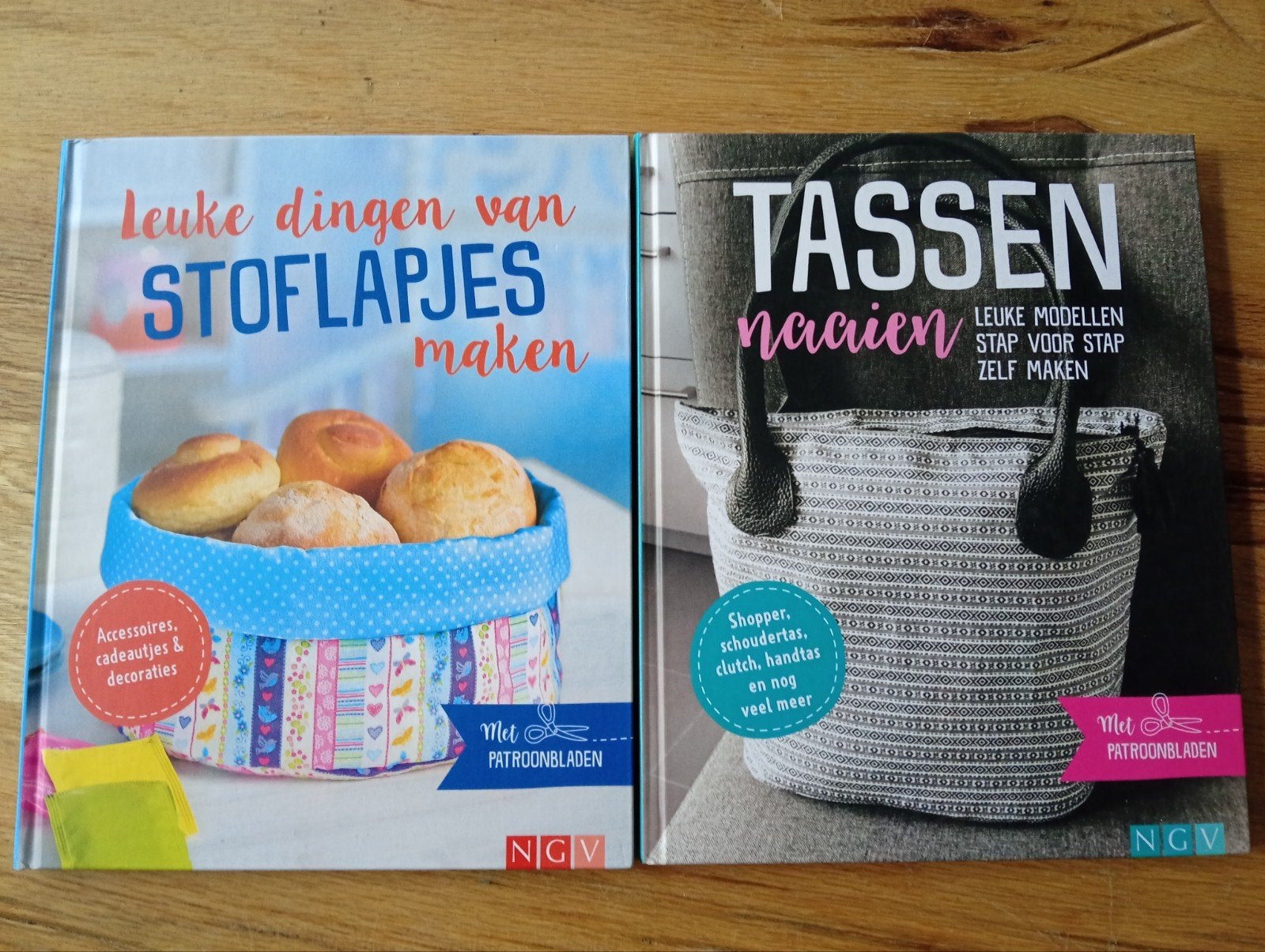 Leuke dingen van stoflapjes maken & Tassen naaien, Ophalen of Verzenden, Zo goed als nieuw, Borduren en Naaien