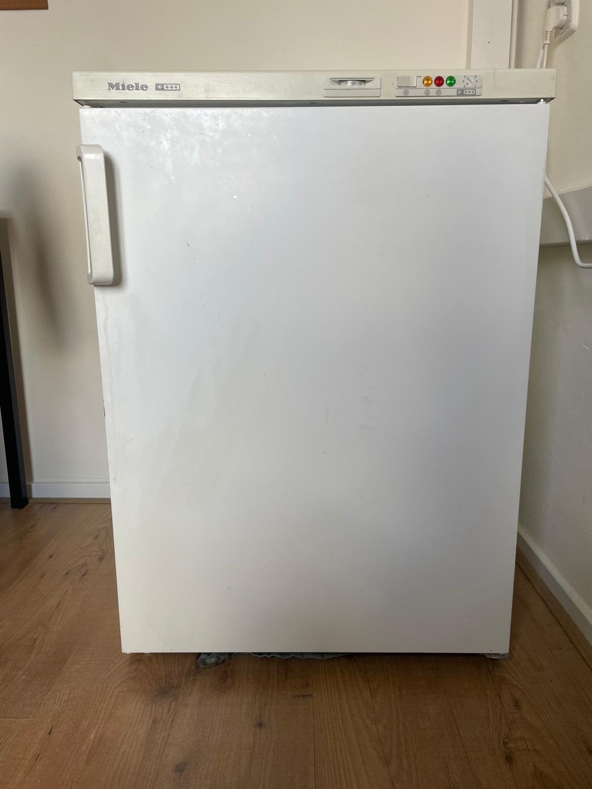 Tafelmodel vriezer, Gebruikt, Minder dan 85 cm, Minder dan 60 cm, Vrijstaand