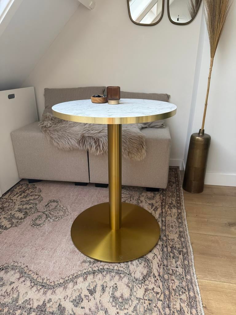Teras tafel marmer look blad goudkleurige voet, Huis en Inrichting, Tafels | Eettafels, Ophalen, Gebruikt, Rond, Tot twee personen