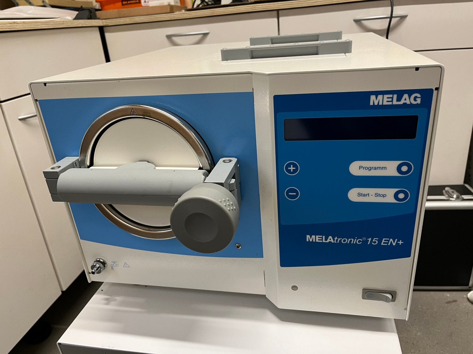 Melag Melatronic 15 EN+ autoclaaf zgan, Ophalen, Zo goed als nieuw