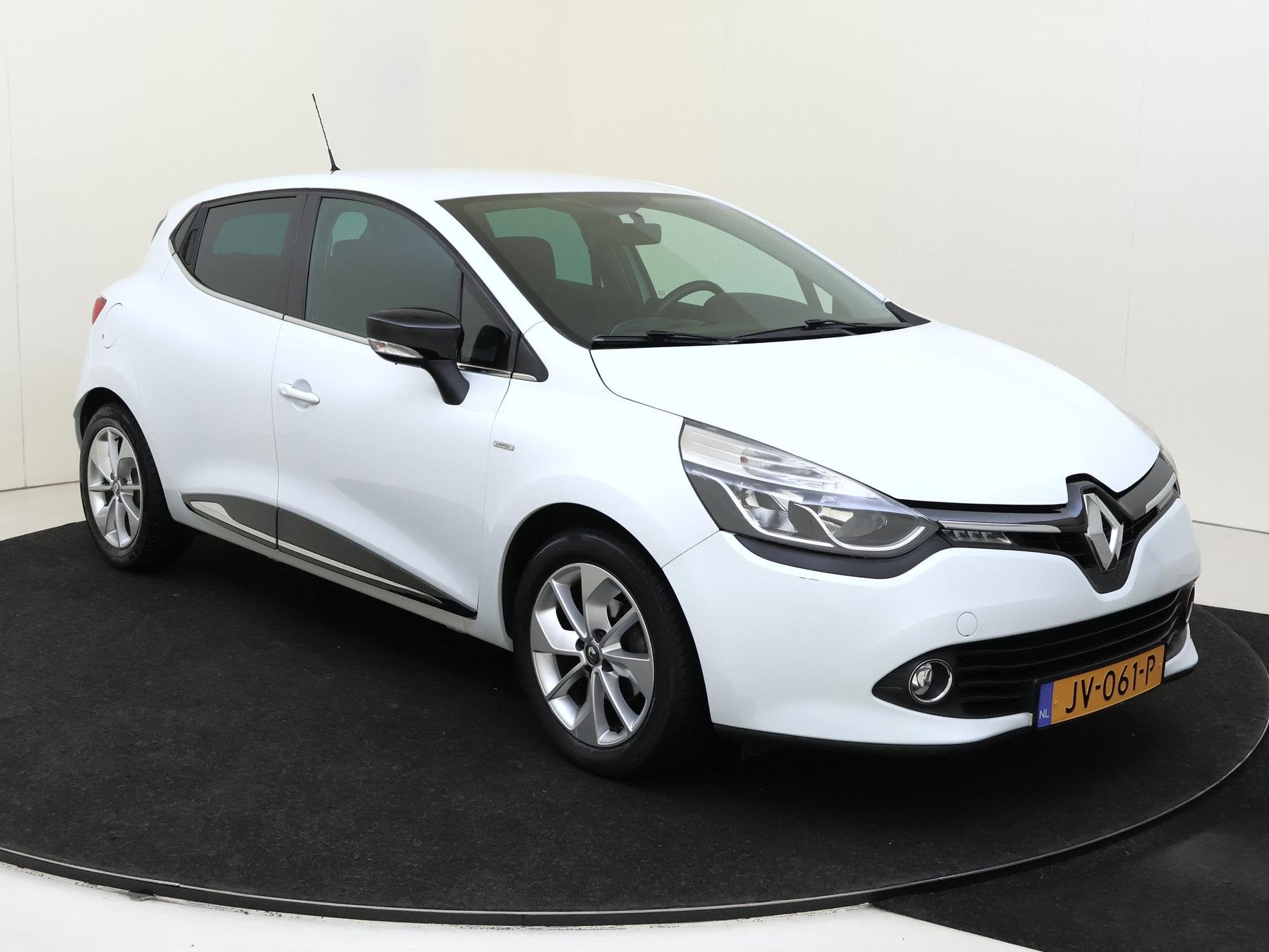 Renault Clio 0.9 TCe Eco2 Limited Navigatie | PDC Achter | A, Auto's, Stof, Euro 6, Origineel Nederlands, Handgeschakeld