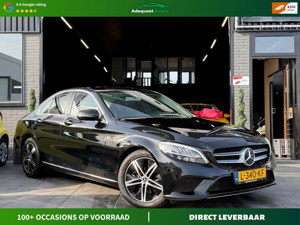 Mercedes-Benz C-klasse 200 Premium Plus Pack|Camera|LED|AUT, Automaat, 4 cilinders, Met garantie (alle), Leder en Stof