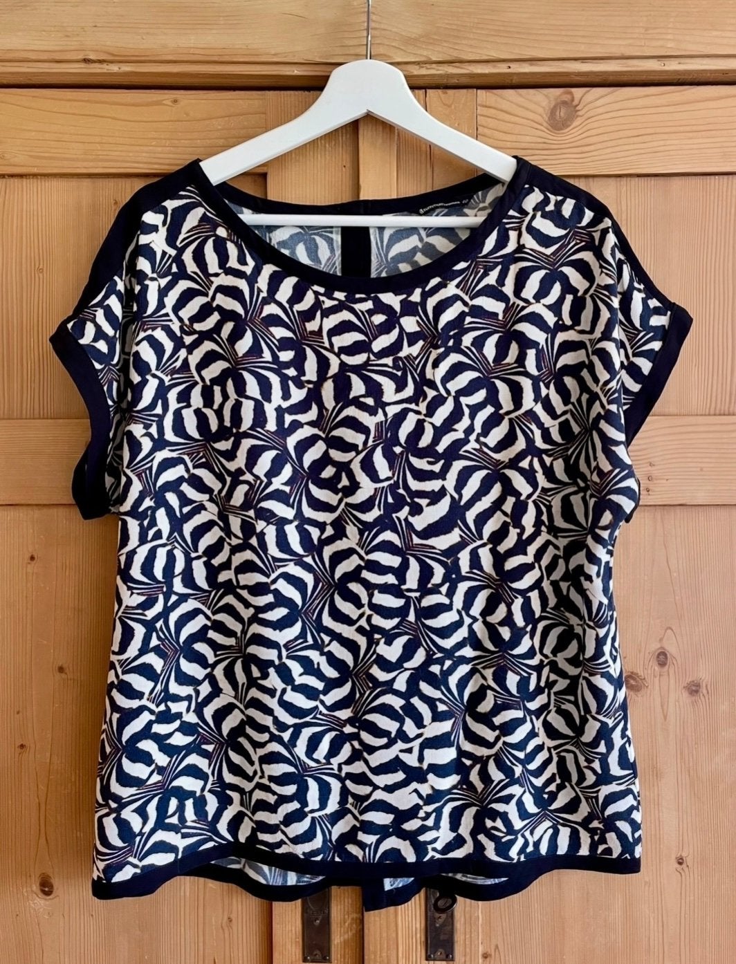 Zijden top van Summum maat 36., Kleding | Dames, Verzenden, Zo goed als nieuw, Maat 36 (S), Zonder mouw
