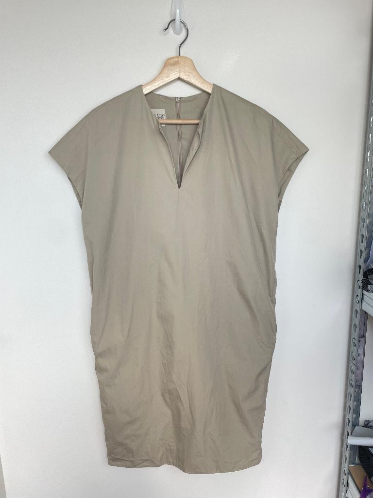 Pauw Amsterdam beige rechtvallende jurk 0/XS S, INFO@PAUW.COM, Europaplein 37 1078 GV AMSTERDAM, Beige, Pauw