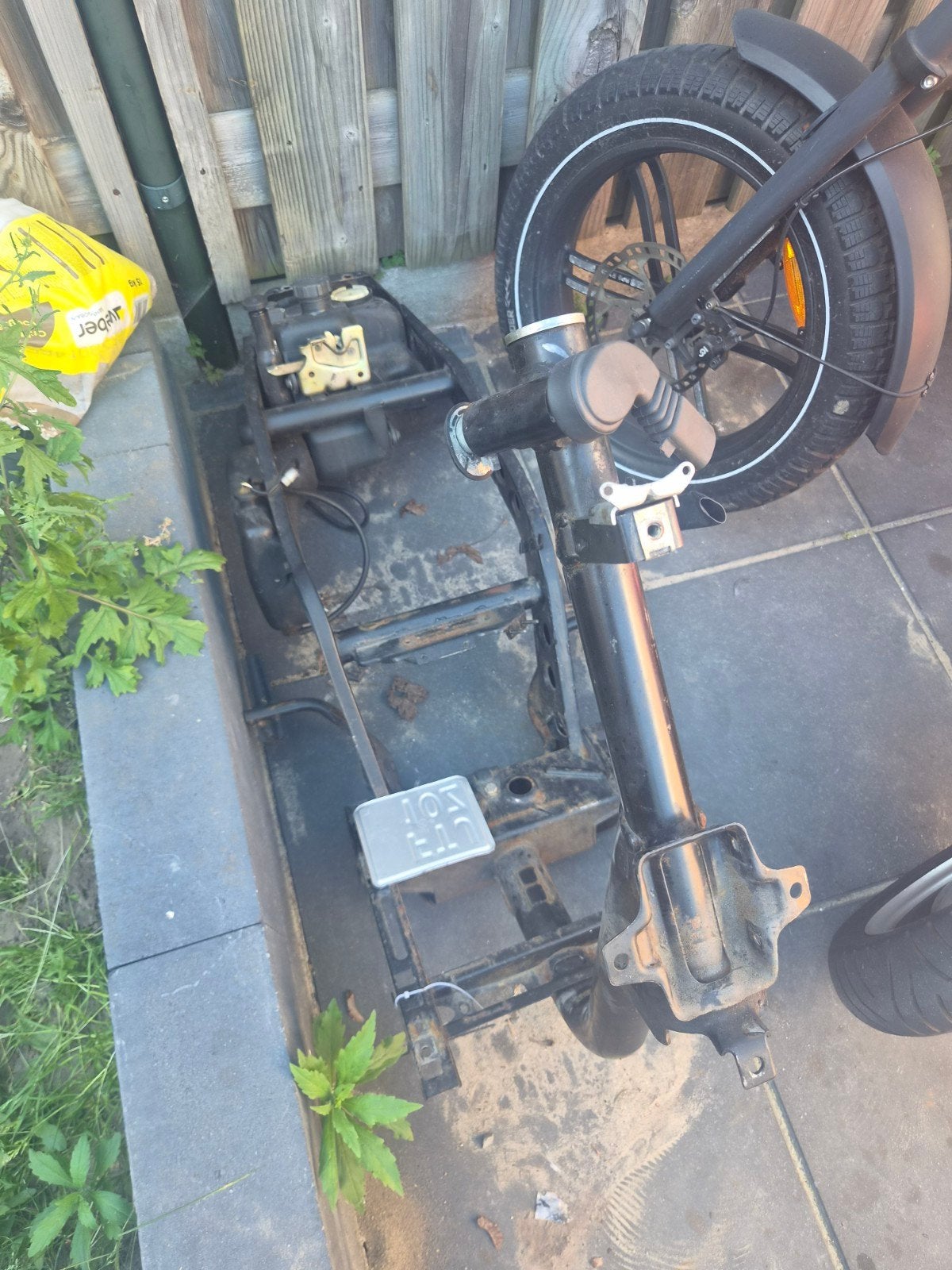 Piaggio quartz brom frame, Ophalen, Zo goed als nieuw, Overige modellen