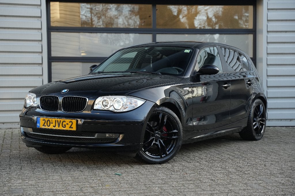 BMW 116i E87 5-deurs (2009) | Dealeronderhouden, Auto's, 1-Serie, 4 cilinders, Origineel Nederlands, 1200 kg