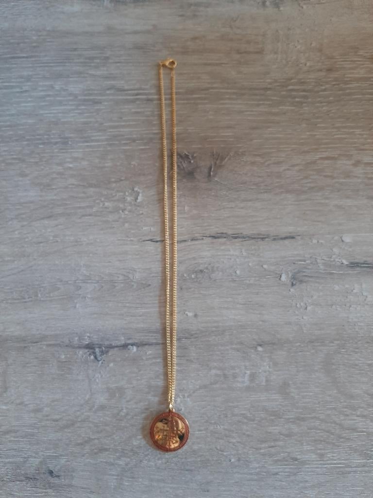 Goudkleurige ketting met hanger, zegel van Gabriël nieuw, Overige materialen, Nieuw, Ophalen of Verzenden, Kruis of Symbool
