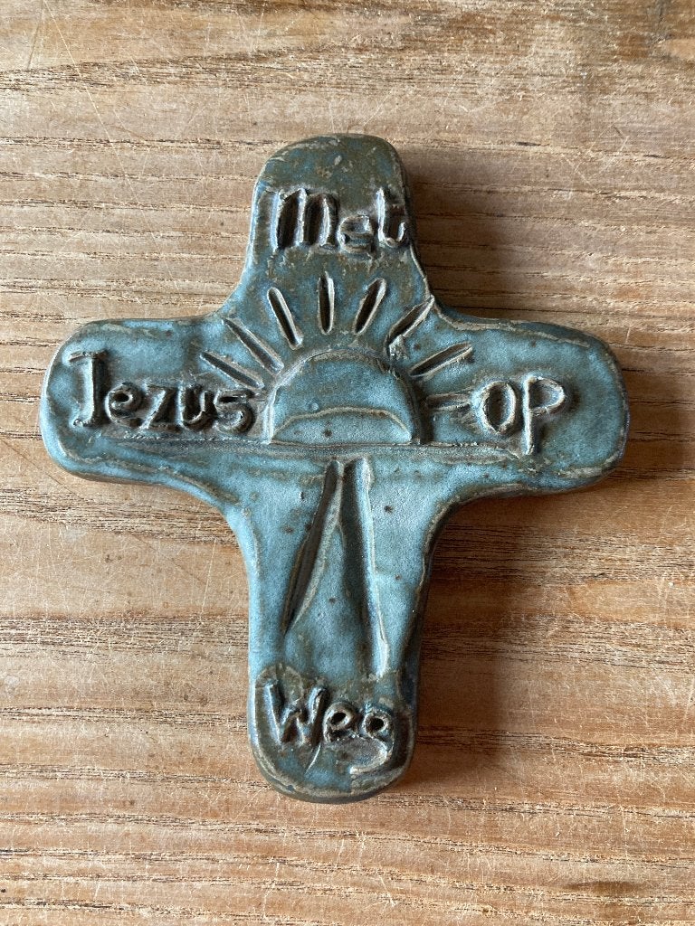 Keramiek aardewerk kruisje crucifix, Antiek en Kunst, Ophalen of Verzenden