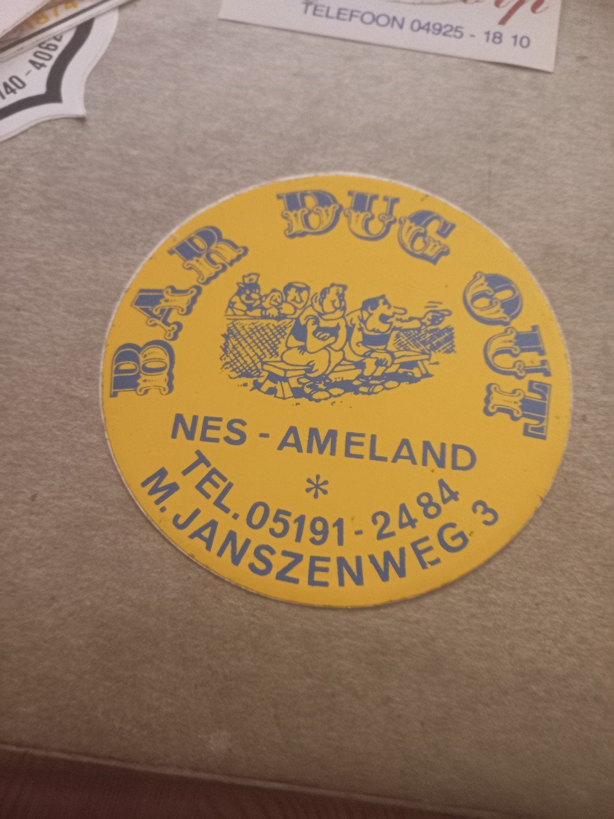 Vintage sticker Bar Duc Nes-Ameland, Ophalen of Verzenden, Gebruikt