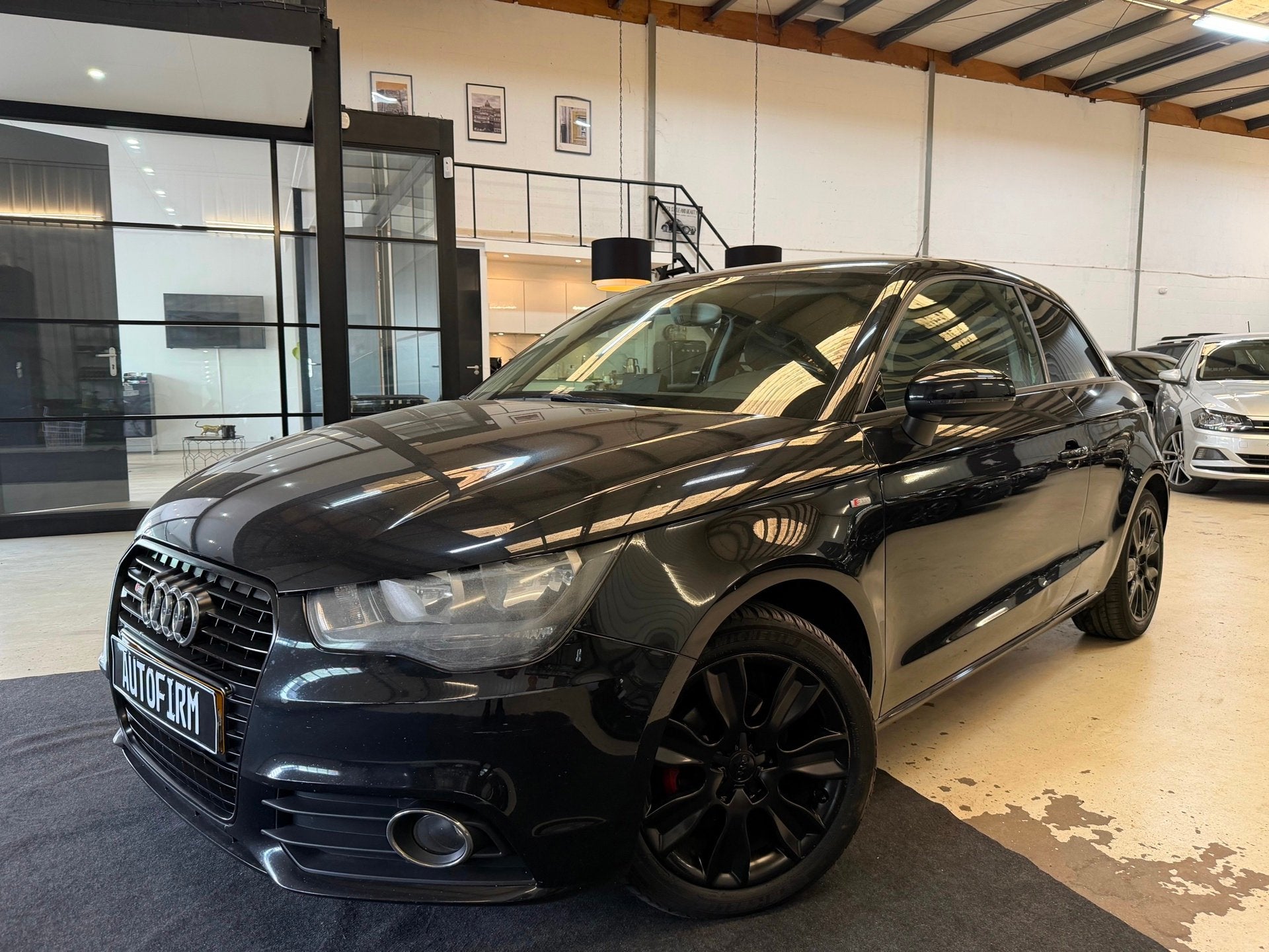 Audi A1 1.2 TFSI S-Line Cruise control Bluetooth NAP Boordco, Auto's, Voorwielaandrijving, Euro 5, 86 pk, Zwart