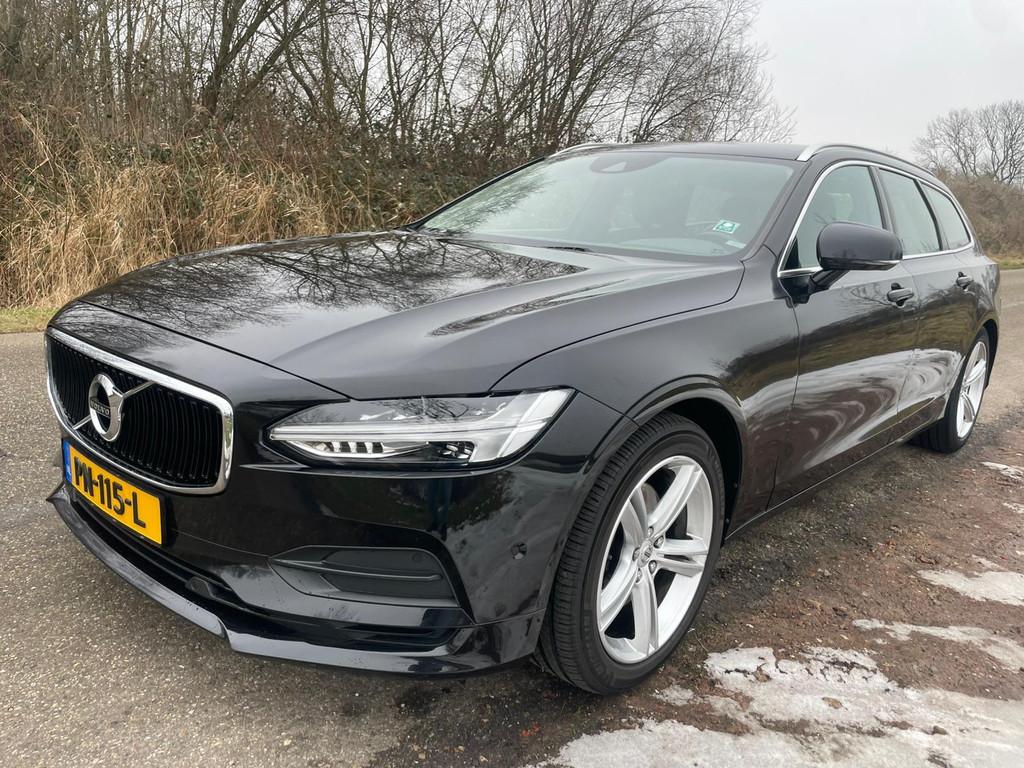 Volvo V90 2.0 D4 Momentum, Auto's, Euro 6, 1969 cc, Zwart, Diesel