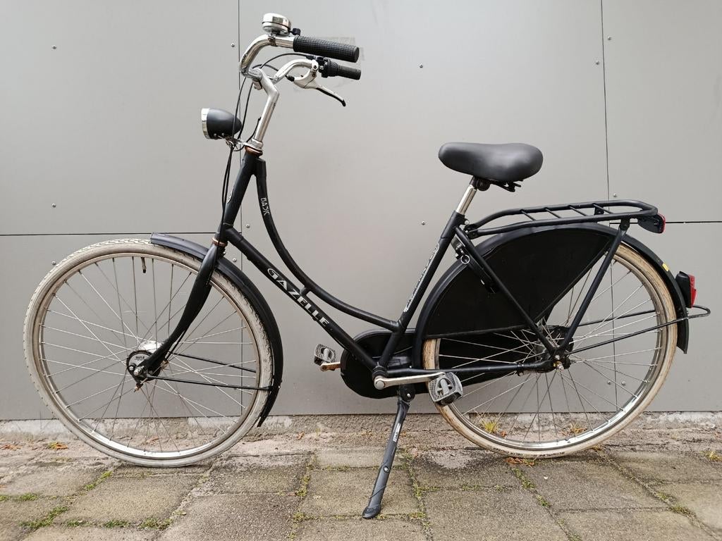 Omafiets Gazelle 3 versnellingen, AXA slot, transportrek, 56 cm of meer, Ophalen, Zo goed als nieuw, Versnellingen