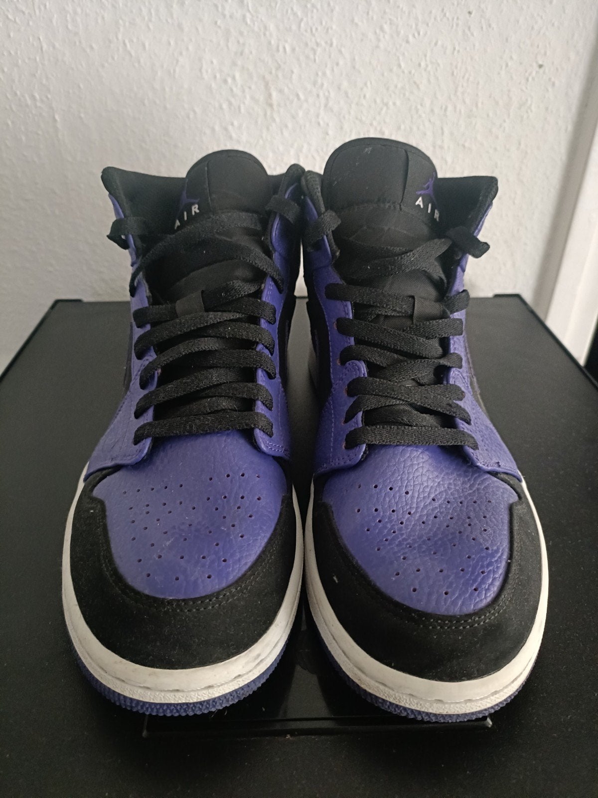 Jordan 1 Mid Black/Dark Concord-White, Zwart, Ophalen of Verzenden, Jordan, Sneakers of Gympen