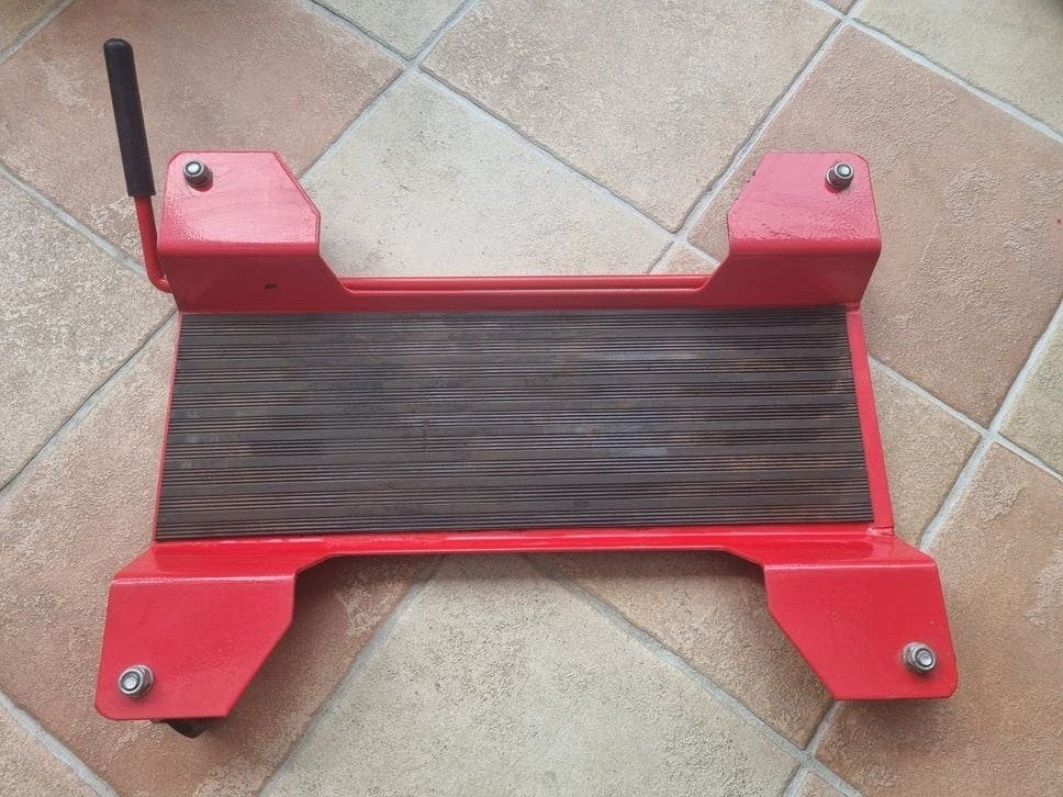 Motor mover middenbok, Motoren, Ophalen