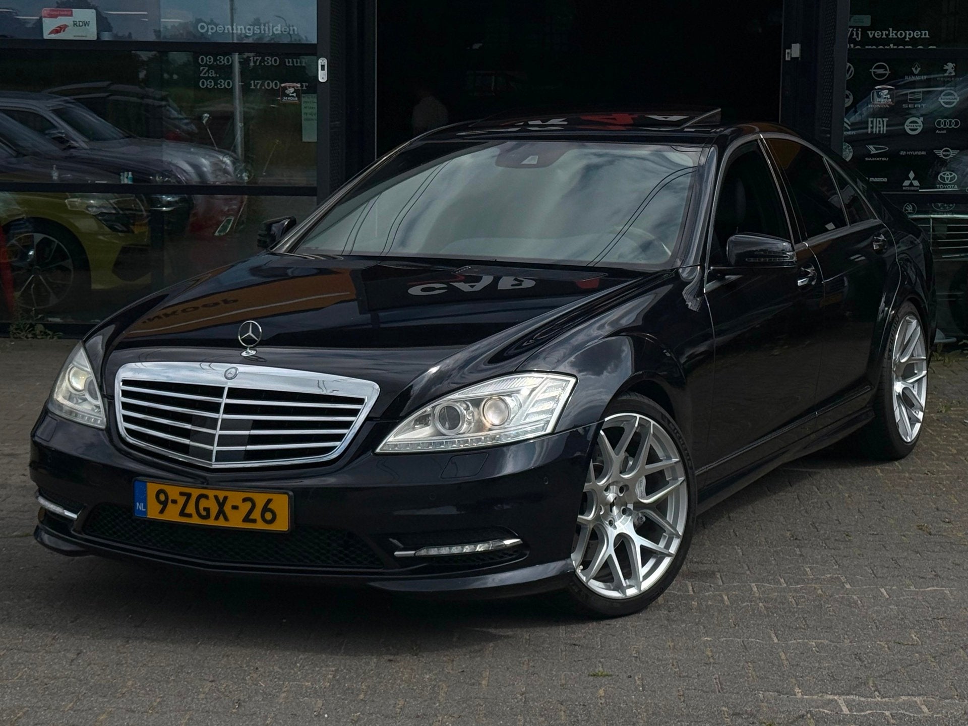 Mercedes-Benz S-klasse 350 CDI 4-Matic Prestige Plus 20INCH/, Auto's, Euro 5, Gebruikt, Zwart, 241 €/maand