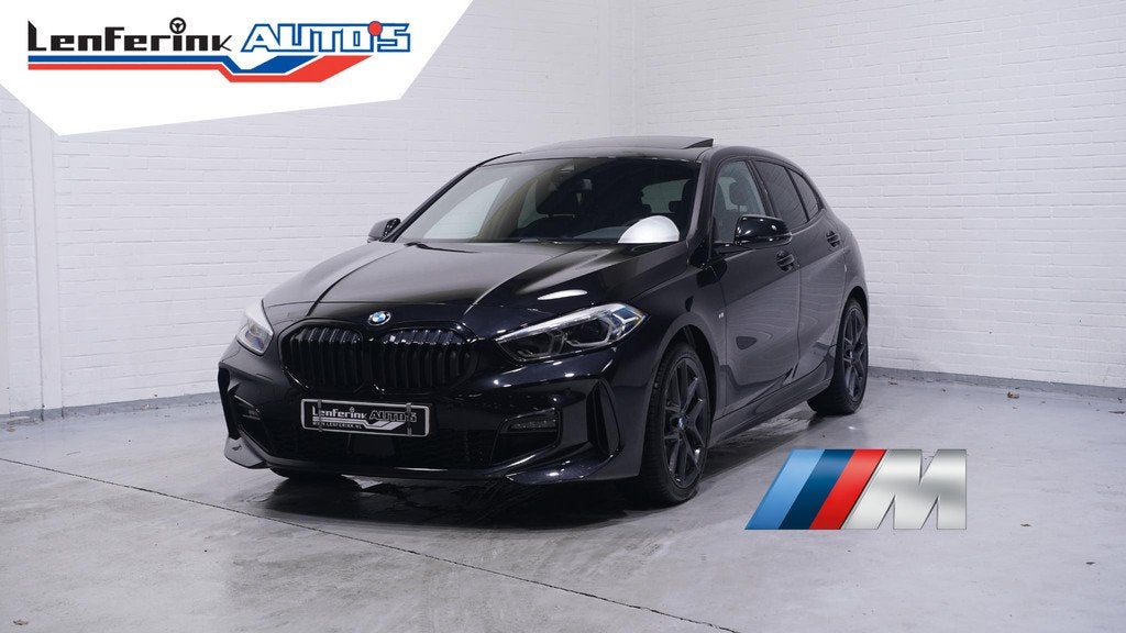 BMW 1-serie 118i M Sport NAP Panodak Camera PDC v+a Apple Ca, Gebruikt, Zwart, Origineel Nederlands, Bedrijf