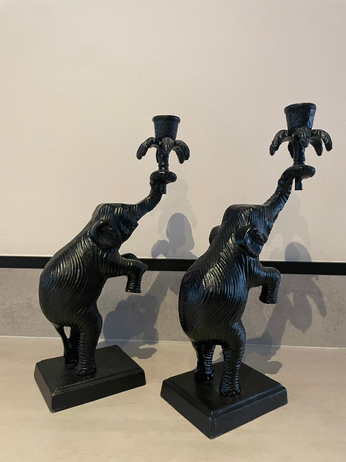 Kandelaars olifant aluminium, Verzamelen, Beelden en Beeldjes, Ophalen of Verzenden, Zo goed als nieuw, Dier