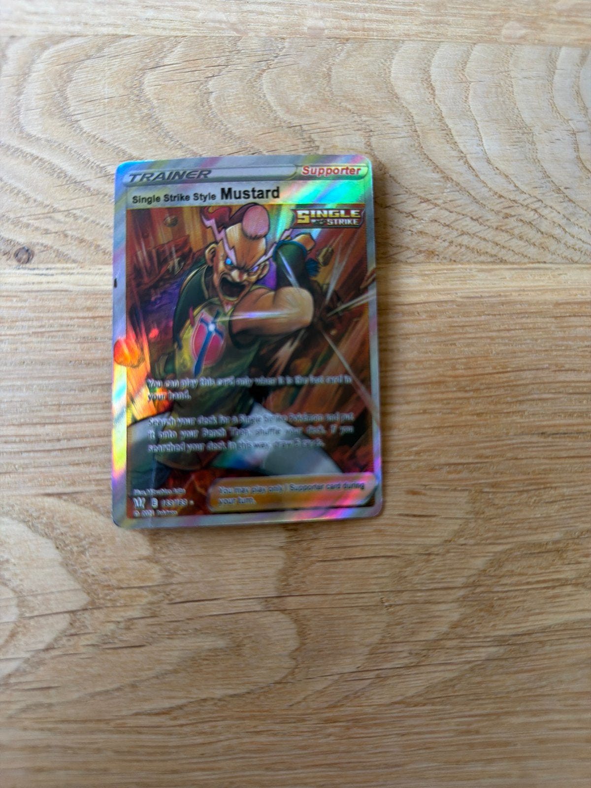 Pokémon TCG: Single Strike Style Mustard (Full Art), Ophalen of Verzenden, Zo goed als nieuw, Losse kaart, Foil