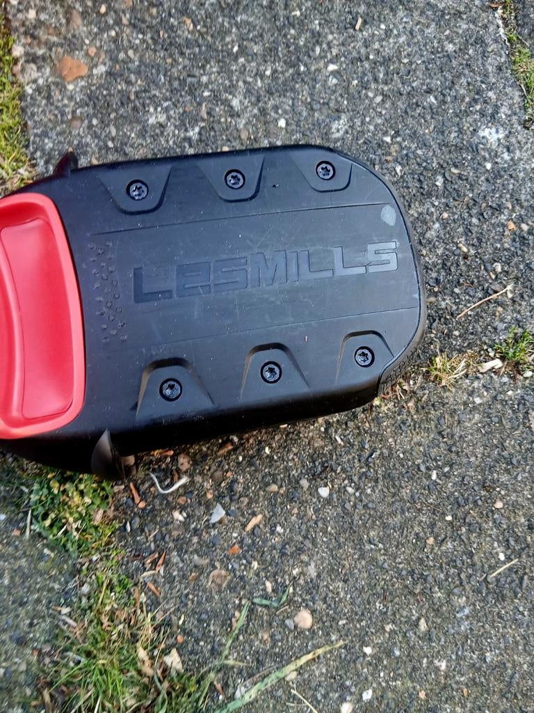 Les Mills 2.0 bodypumpset, Ophalen, Zo goed als nieuw, Benen, Stepbank